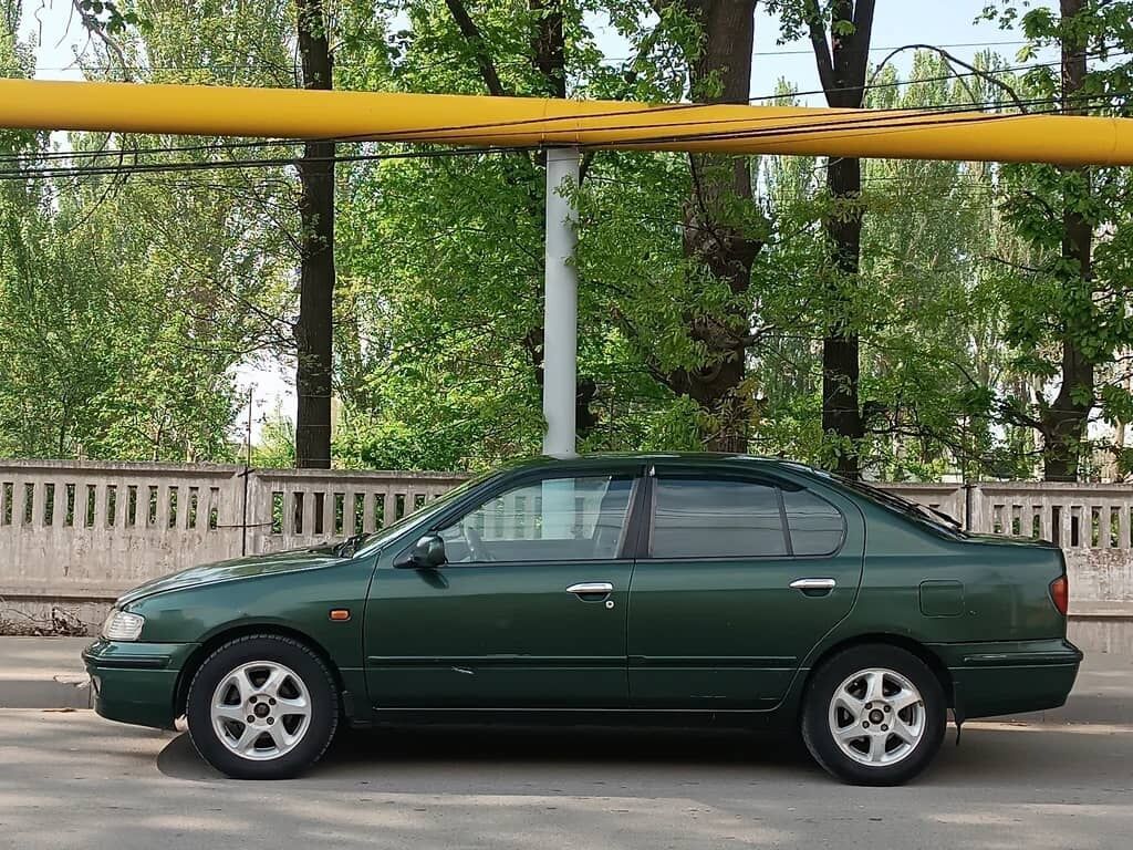 Nissan Primera: 1997 г., 2 л, Механика, Бензин, Седан: фото 4