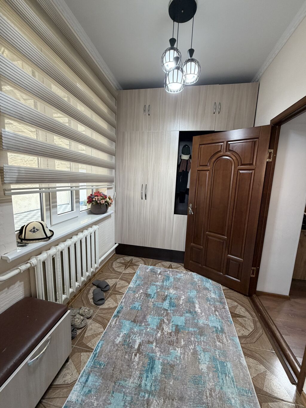 Ак Ордо 1 150м2, зал, кухня, холл, сан узел, 4 спальных комнат на 2: фото 6