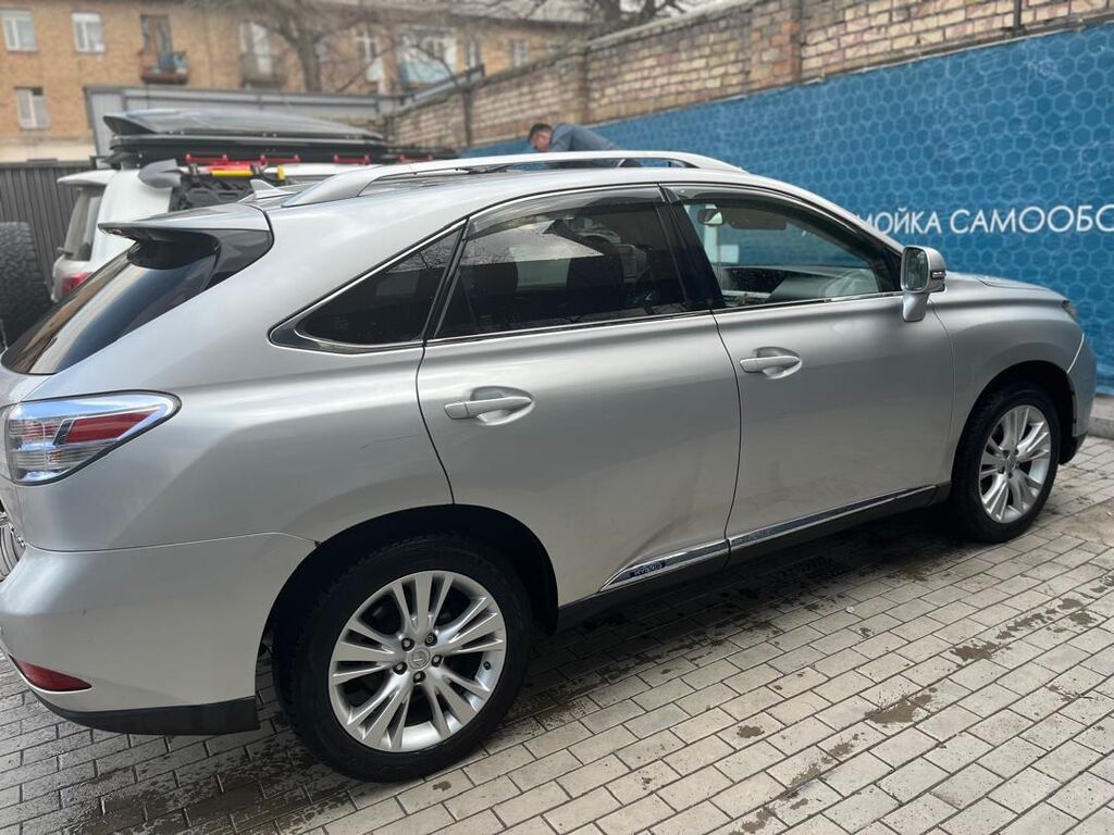 Lexus RX: 2011 г., Автомат, Гибрид, Кроссовер: фото 2