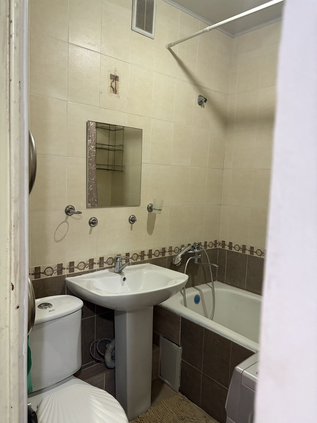 1 комната, 44 м², 105 серия, 9 этаж, Свежий ремонт: фото 5