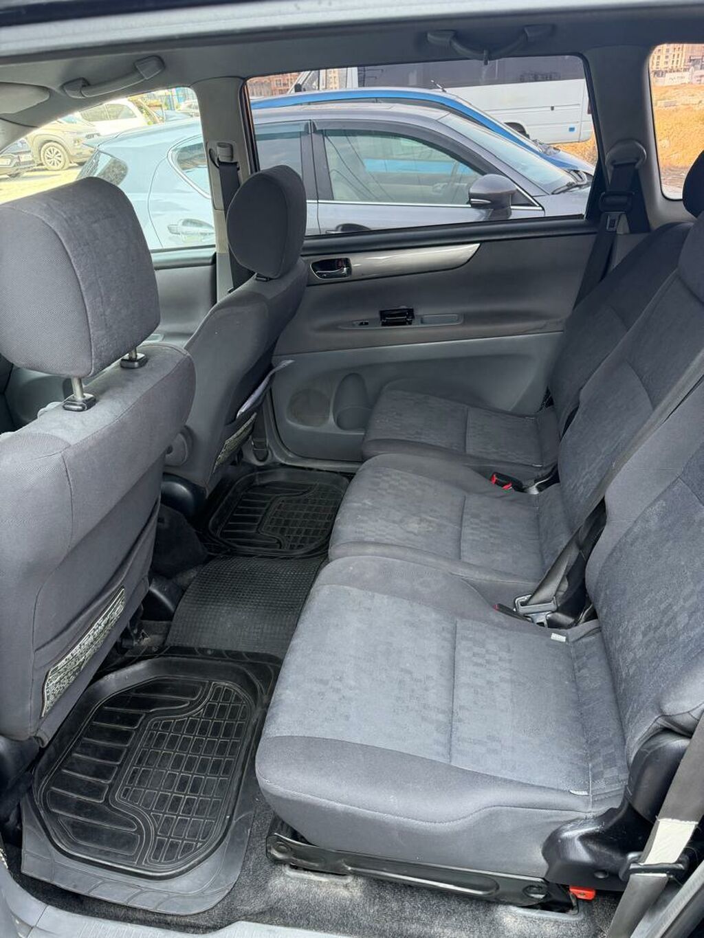 Toyota Avensis Verso: 2003 г., 2 л, Автомат, Бензин, Универсал: фото 6