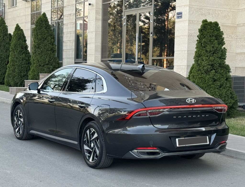 Hyundai Grandeur: 2021 г., 2.4 л, Автомат, Гибрид, Седан: фото 4