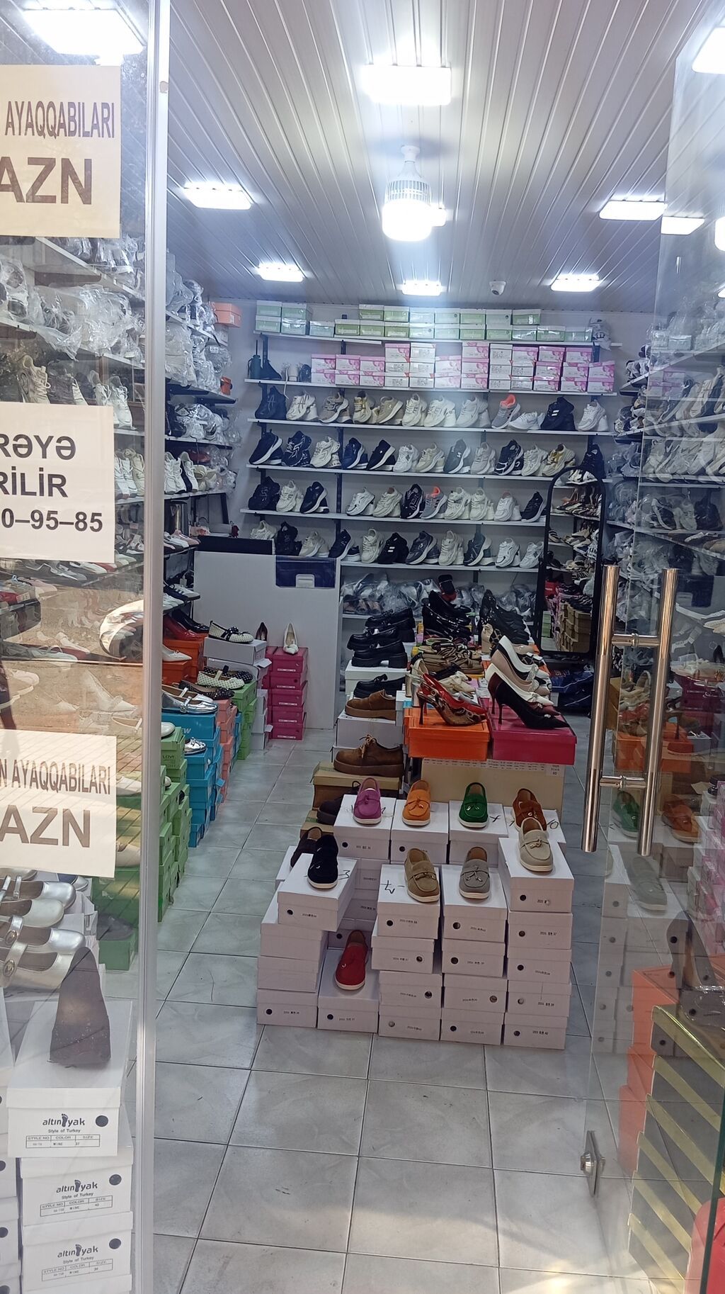 İcarəyə verilir. Obyekt (6m uzunu 3 m enidir). Əhmədli, Sarayevo 13