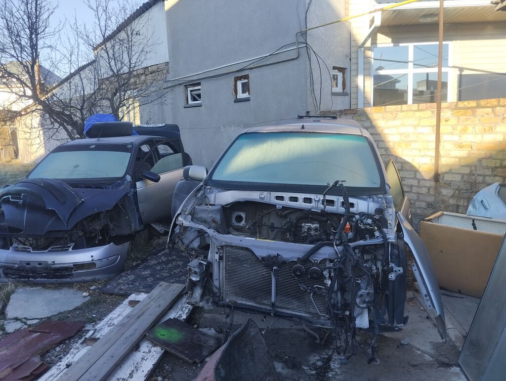 Разбор Toyota Prius (1‑е поколение, кузов NHW10/NHW11) — продажа: фото 6
