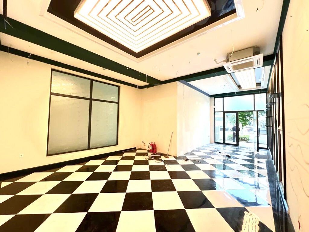 Azadlıq prospektində 77 m² obyekt icarəyə verilir Yer: Nəsimi