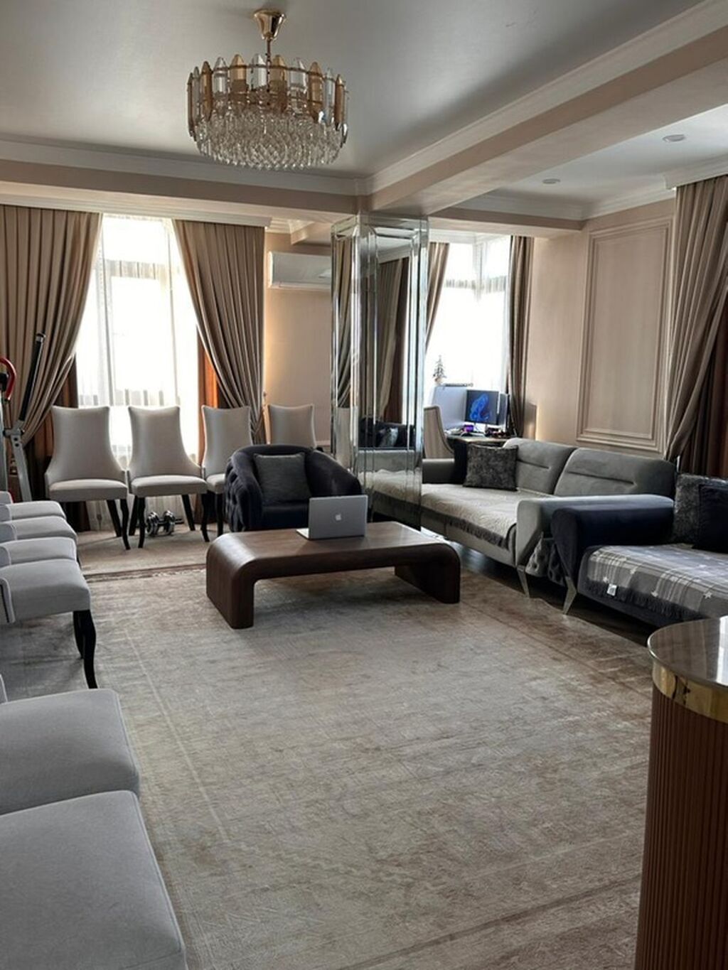 2 комнаты, 90 м², Элитка, 7 этаж: фото 1