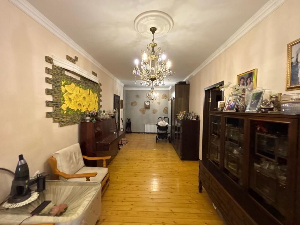 Yasamal, 3 otaqlı, Yeni tikili, m. 8 Noyabr, 106 kv. m