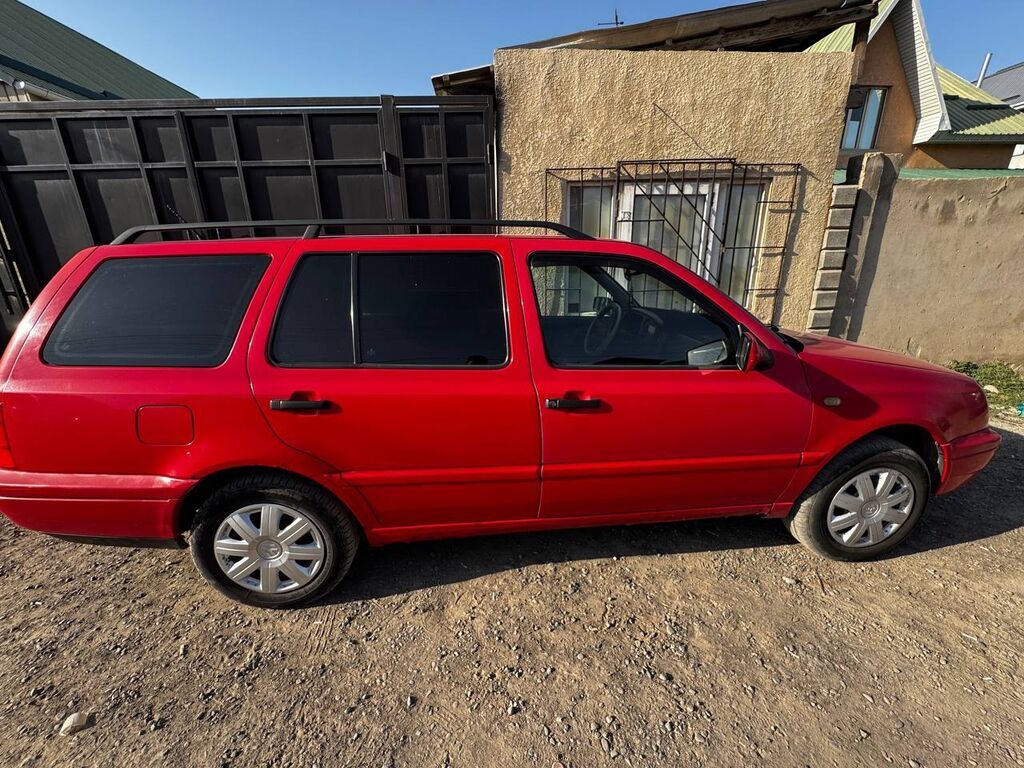Volkswagen Golf Variant: 1997 г., 1.8 л, Механика, Бензин, Универсал: фото 2