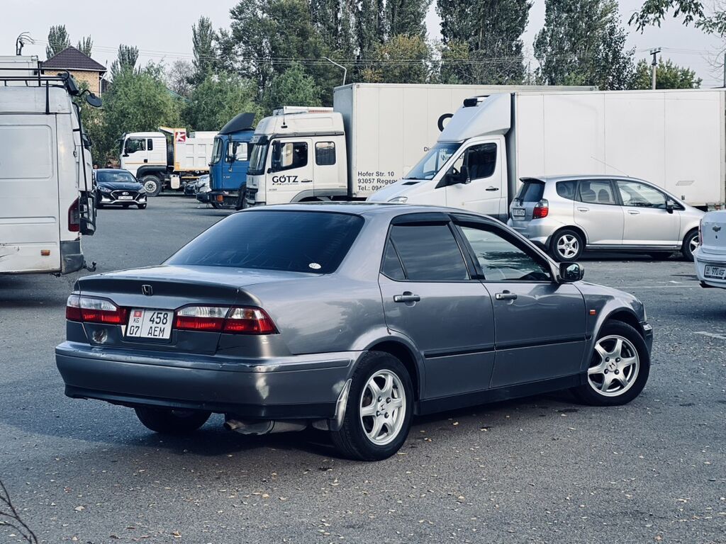 Honda Ascot: 2001 г., 1.8 л, Механика, Бензин, Седан: фото 2