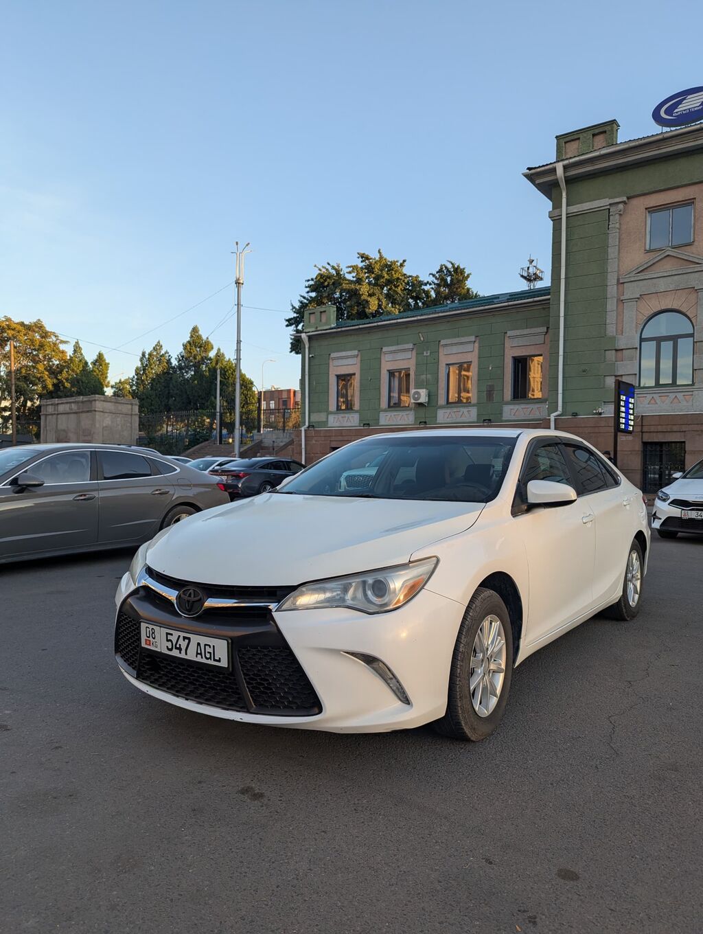 Toyota Camry: 2015 г., 2.5 л, Автомат, Бензин, Седан: фото 1