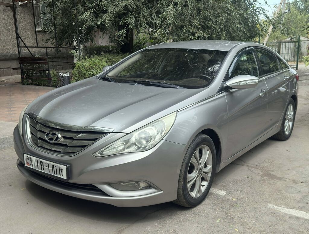Hyundai Sonata: 2010 г., 4.7 л, Автомат, Бензин, Седан: фото 2