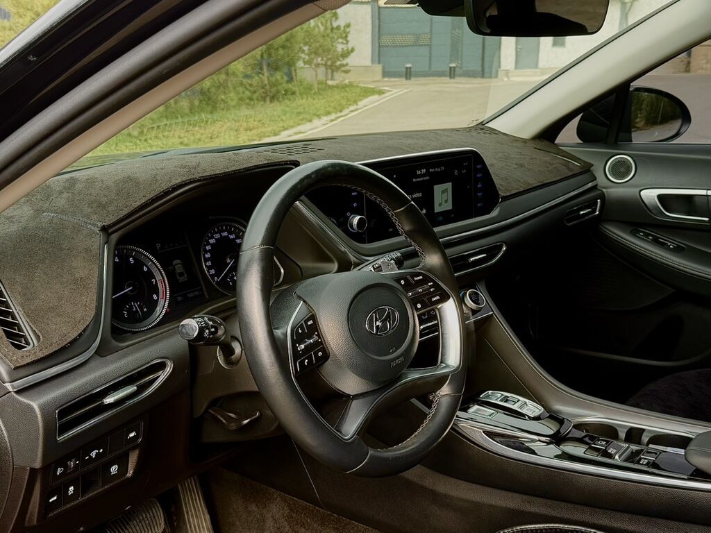 Hyundai Sonata: 2022 г., Автомат, Бензин, Седан: фото 7