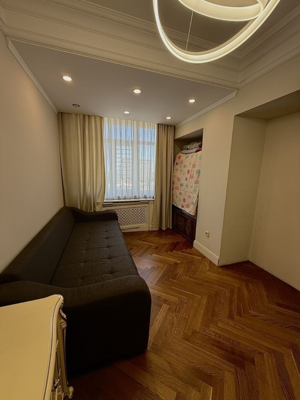 4 комнаты, 140 м², Джал мкр (в т.ч. Верхний, Нижний, Средний) 5 этаж, Дизайнерский ремонт: фото 2