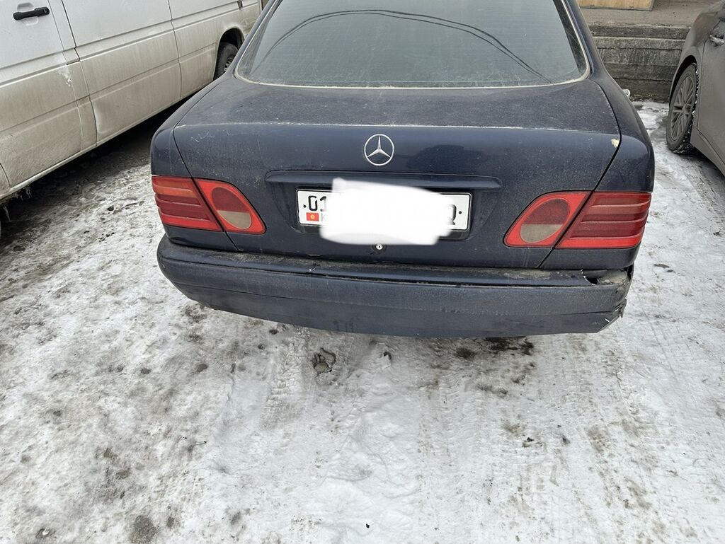 Mercedes-Benz E-Class: 1995 г., 3.2 л, Автомат, Газ, Седан: фото 2