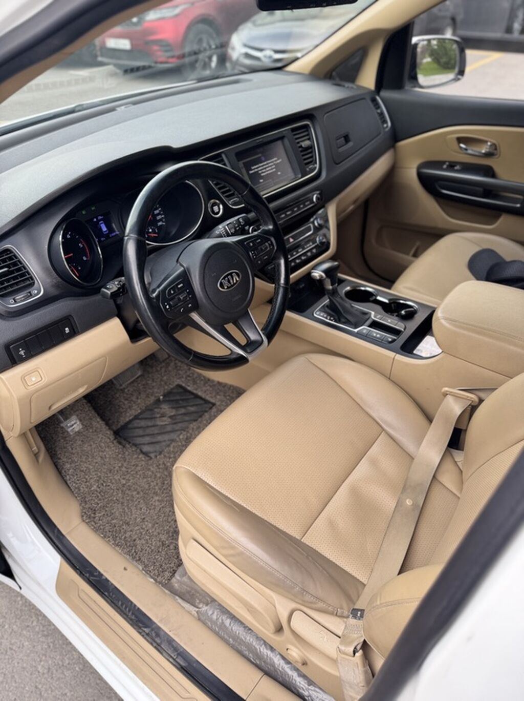 Kia Carnival: 2019 г., 2.2 л, Автомат, Дизель, Минивэн: фото 7