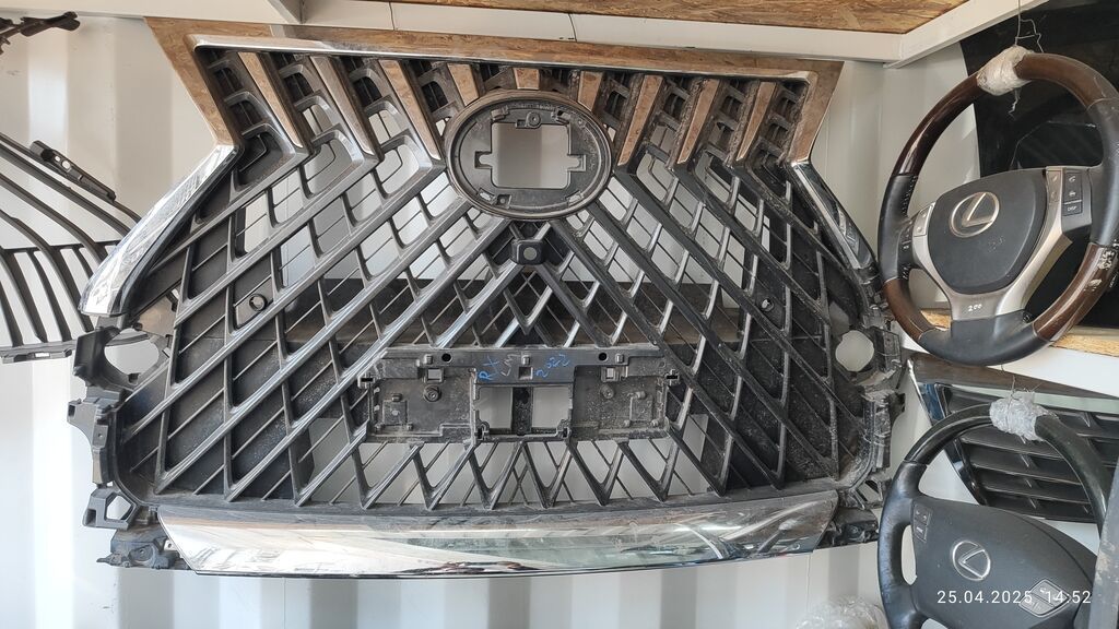 Lm 2 Radiator Решетка радиатора на Лексус LM HYBRID: Договорная Решетки радиатора ...