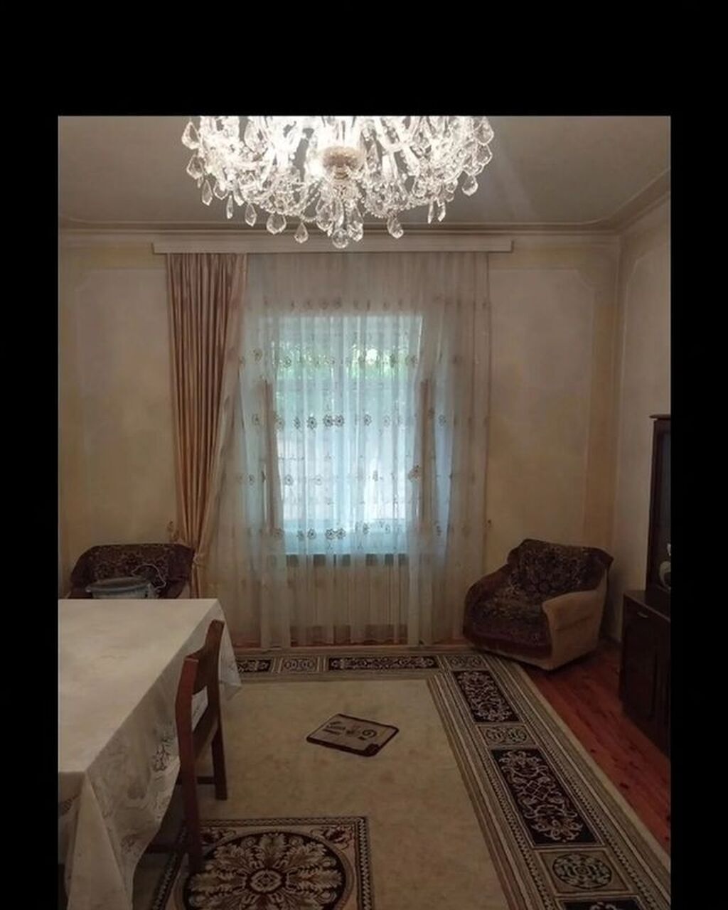 Bakıxanov qəs. 5 otaqlı, 200 kv. m, Orta təmir