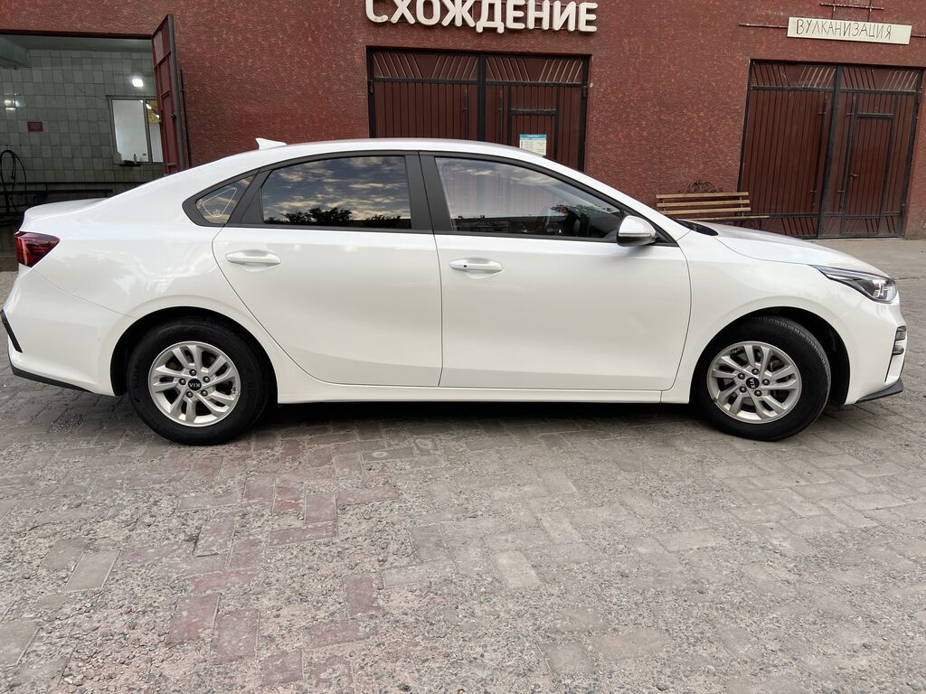 Kia K3: 2020 г., 1.6 л, Автомат, Бензин, Седан: фото 4