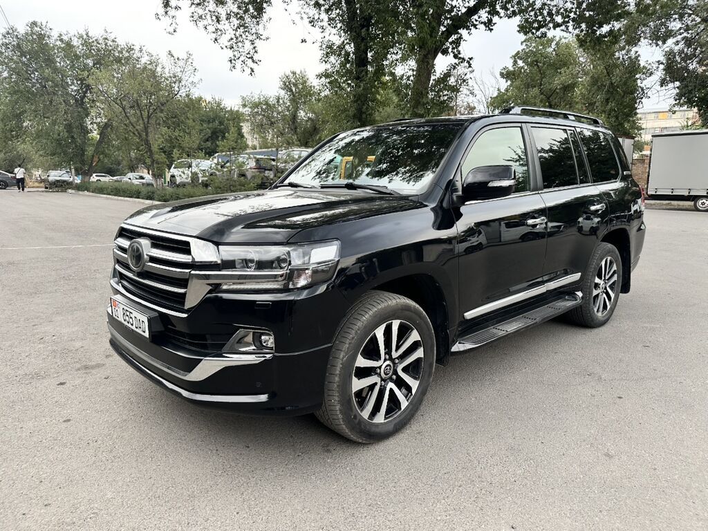 Toyota Land Cruiser: 2019 г., 4.6 л, Автомат, Бензин, Внедорожник: фото 6