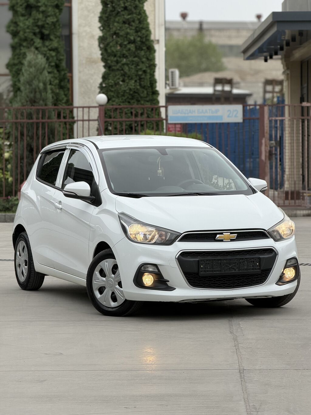 Chevrolet Spark: 2015 г., 1 л, Автомат, Бензин: фото 3