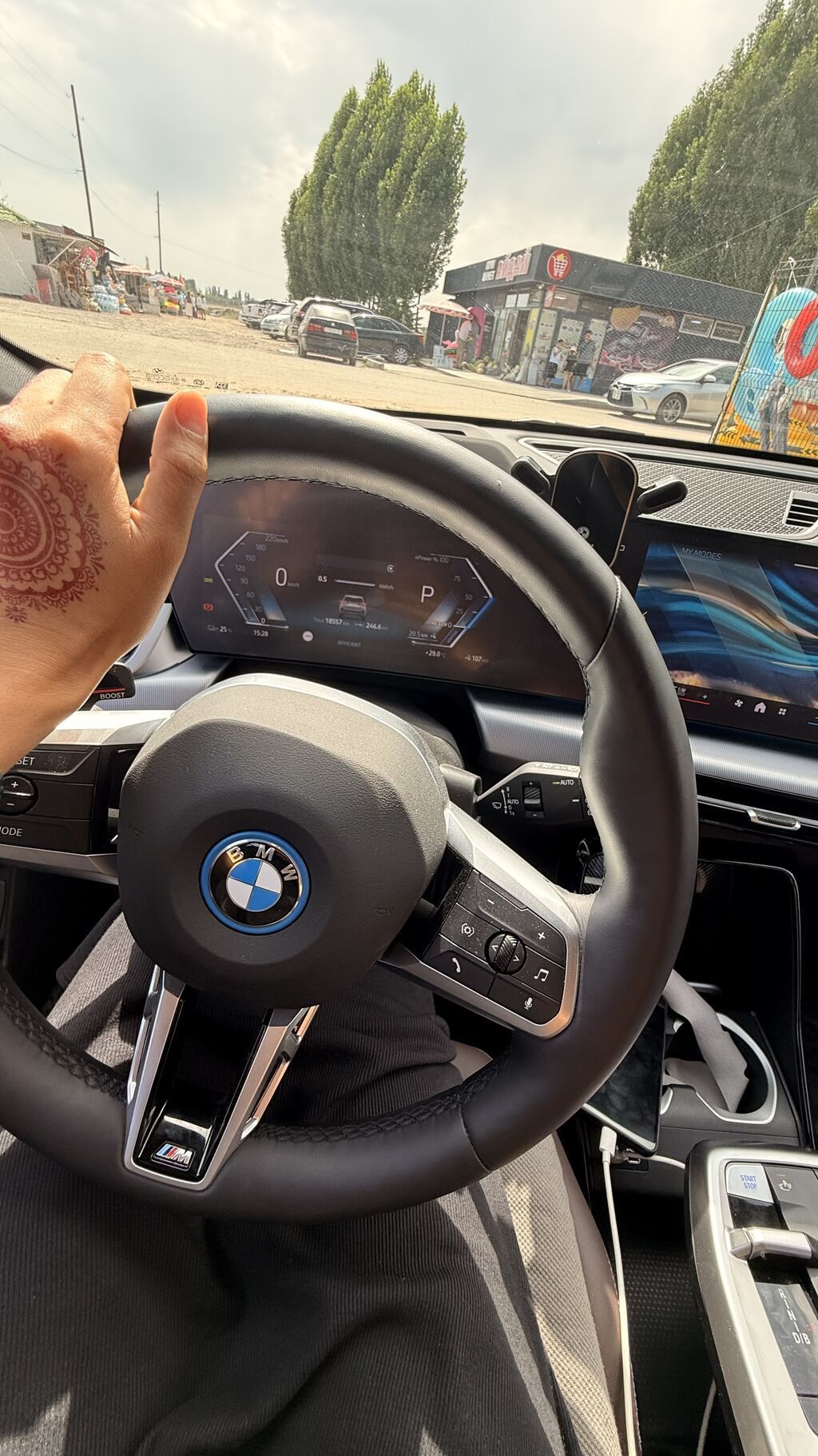 BMW iX1: 2024 г., 3 л, Автомат, Электромобиль, Кроссовер: фото 6