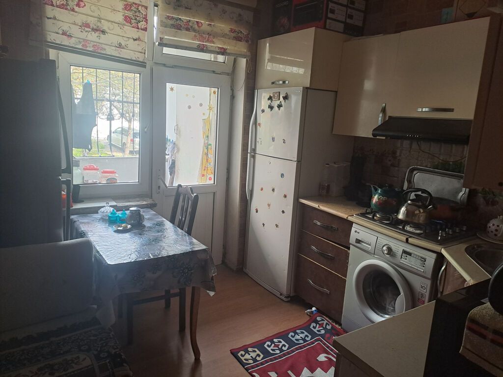Bakı, Əhmədli, 3 otaqlı, Köhnə tikili, m. Əhmədli, 65 kv. m