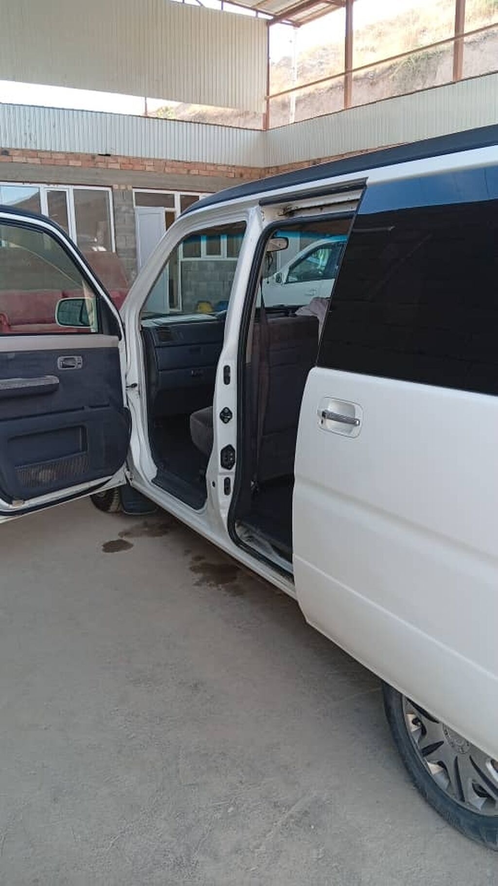 Honda Stepwgn: 2000 г., 2 л, Автомат, Бензин, Минивэн: фото 7
