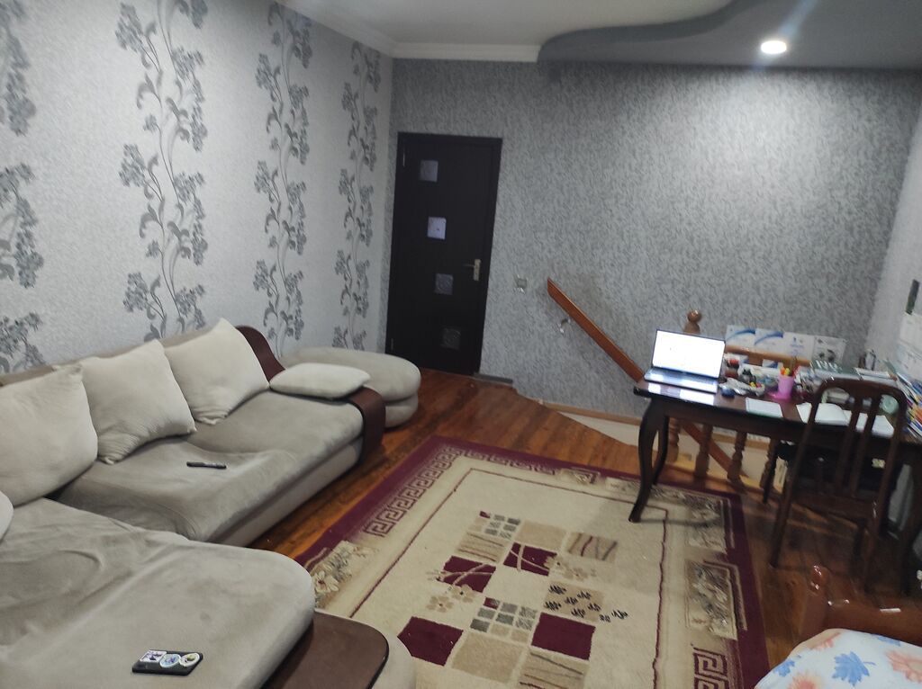4 otaqlı, 100 kv. m, Orta təmir