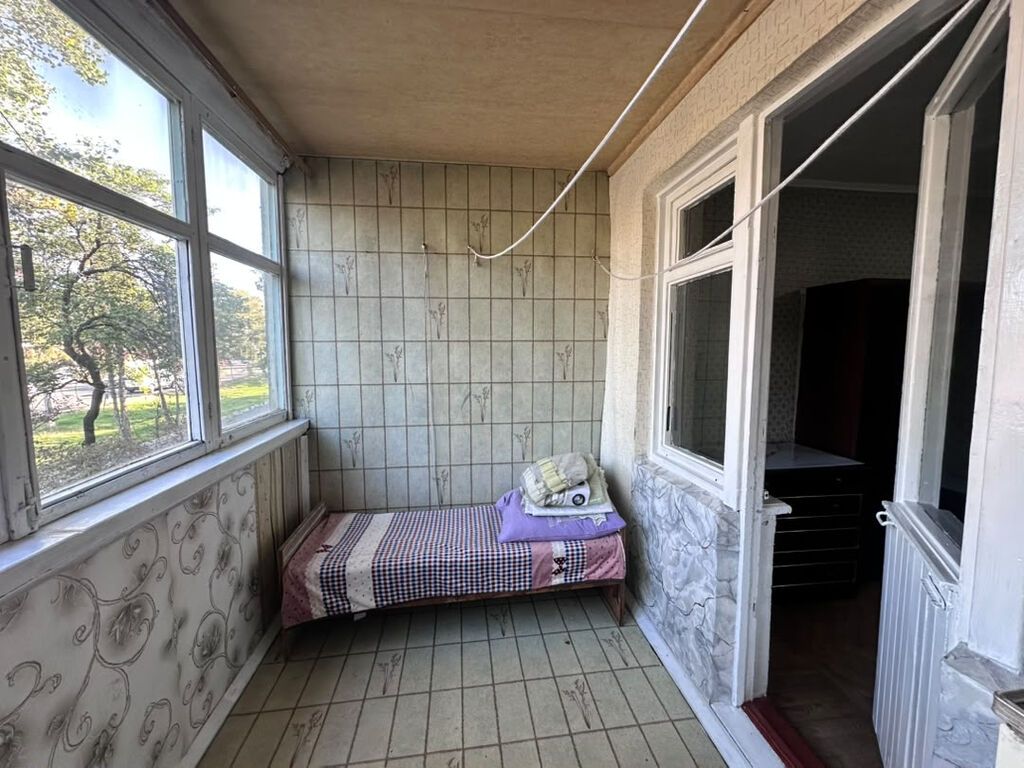 2 комнаты, 43 м², 4 мкр 104 серия, 2 этаж, Старый ремонт: фото 8