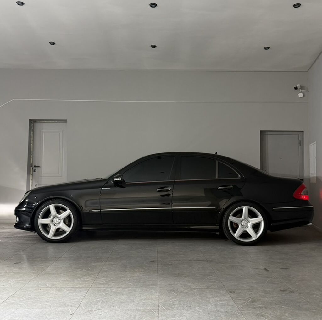 Mercedes-Benz E-Class: 2007 г., 3.5 л, Автомат, Бензин, Седан: фото 2