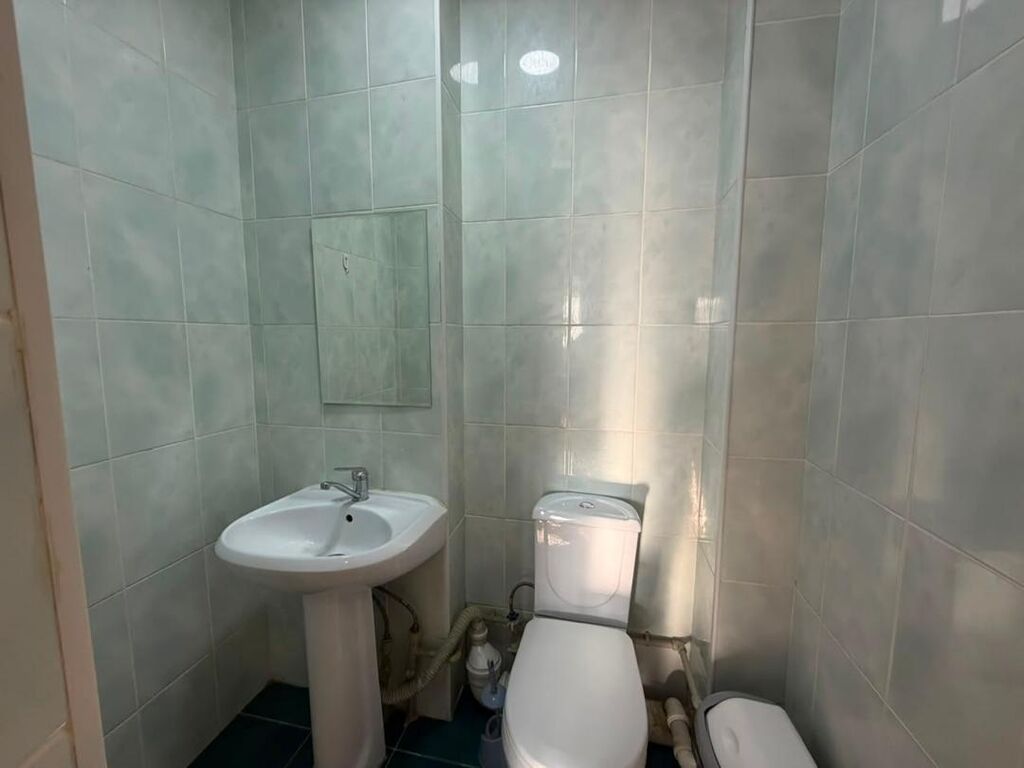 2 комнаты, 64 м², Караван ТРЦ Элитка, 12 этаж, Старый ремонт: фото 6