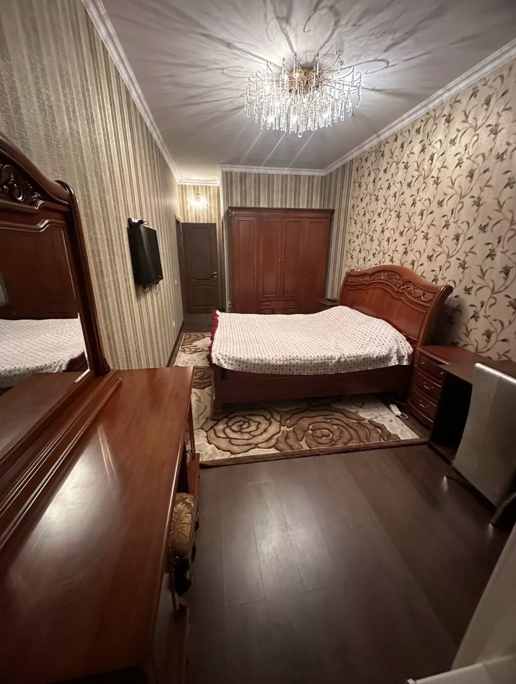 Сдаю 2 кв, 80 кв студия, Район мира магистраль, ТРЦ Ала арча на: фото 4