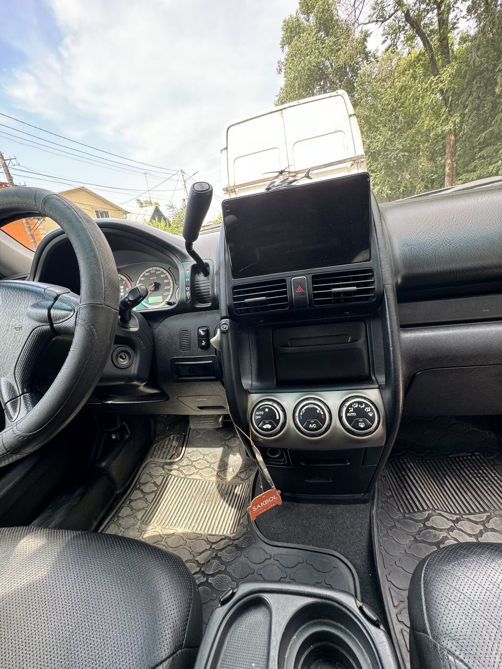 Honda CR-V: 2004 г., 2 л, Автомат, Бензин, Внедорожник: фото 5