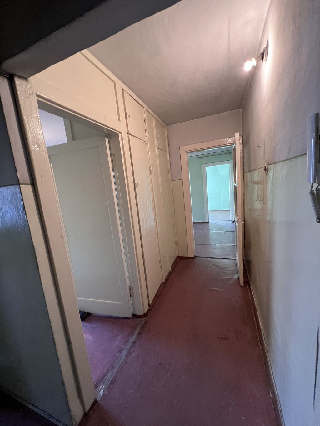 3 комнаты, 60 м², 3 мкр 104 серия, 2 этаж, Старый ремонт: фото 6