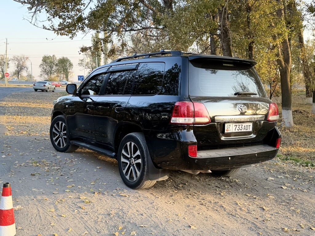 Toyota Land Cruiser: 2008 г., 4.7 л, Автомат, Газ, Внедорожник: фото 3