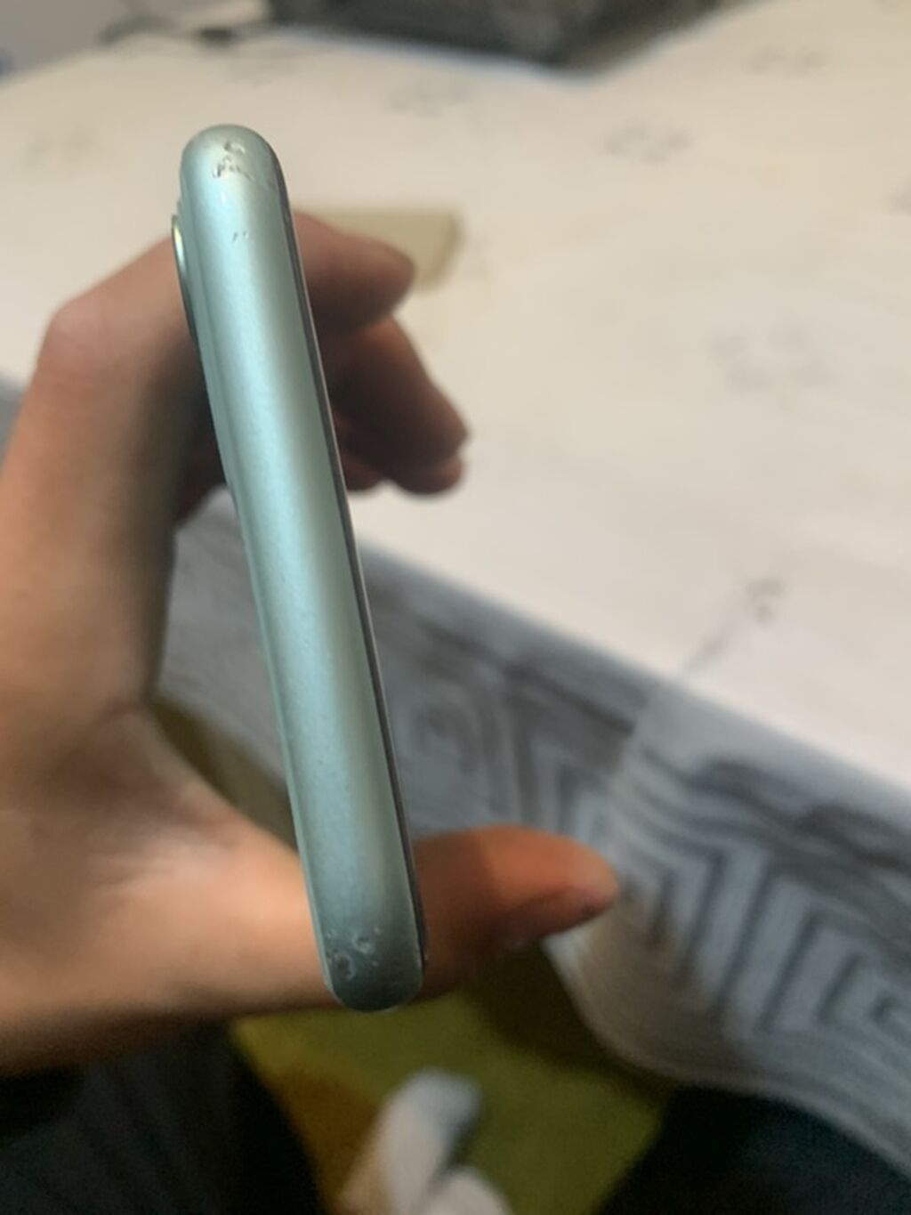 IPhone 11, зелёный (mint) - Корпус: стекло и алюминий, цвет Green. На: фото 2