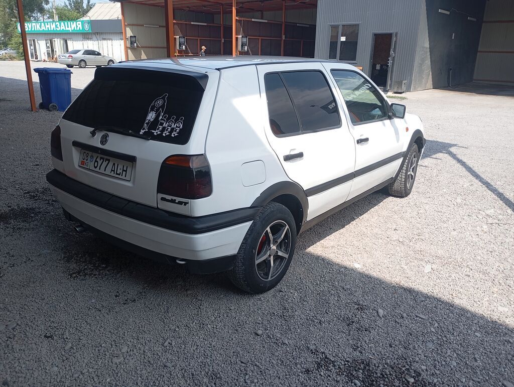Volkswagen Golf: 1993 г., Механика, Бензин: фото 3