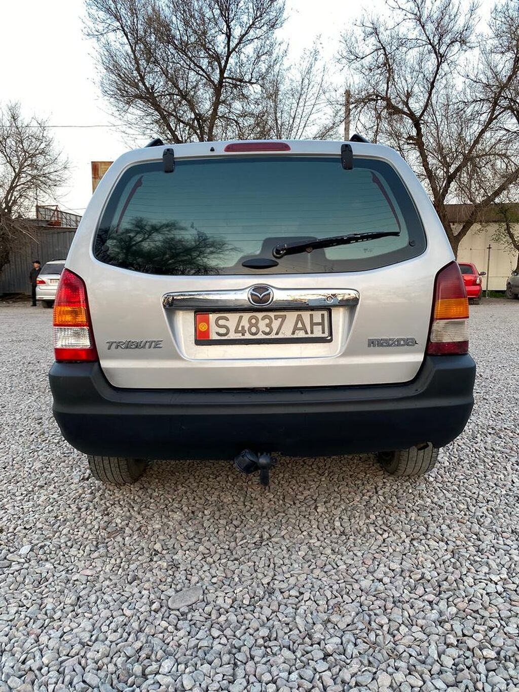 Mazda Tribute: 2002 г., 2 л, Механика, Бензин, Кроссовер: фото 3