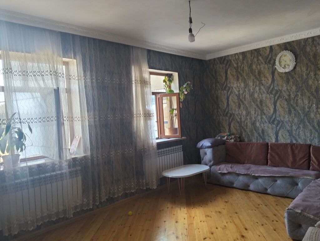 7 otaqlı, 180 kv. m, Orta təmir