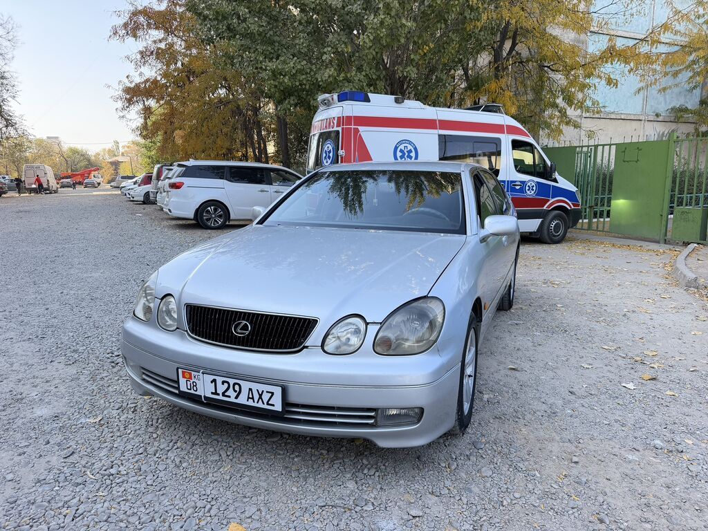 Lexus GS: 2001 г., 3 л, Автомат, Газ, Седан: фото 2