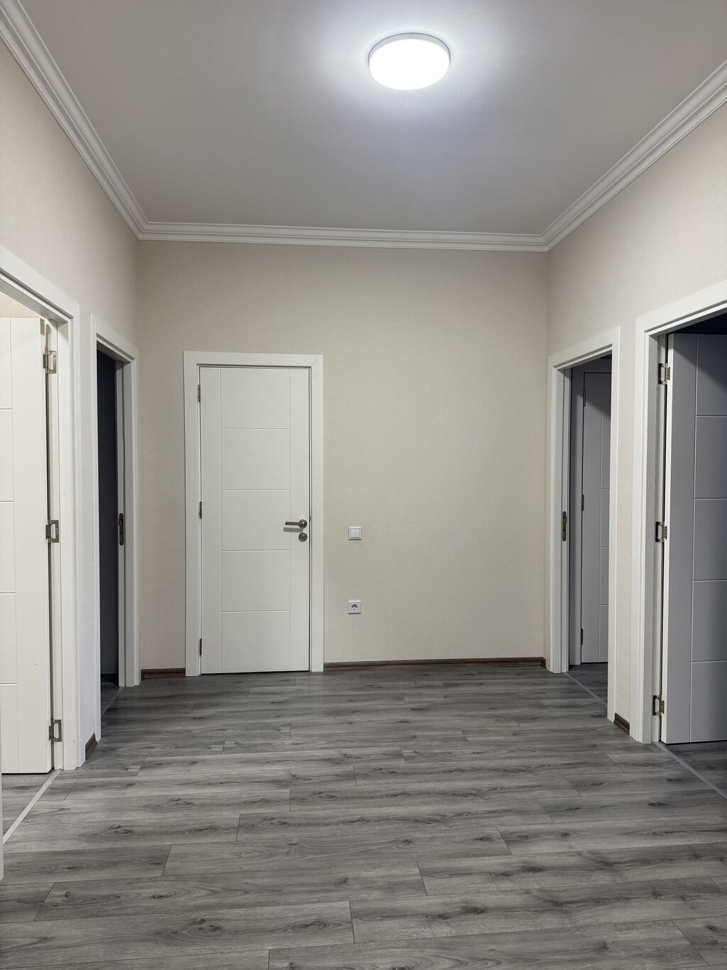 Yasamal, 3 otaqlı, Yeni tikili, m. 20 Yanvar, 96 kv. m