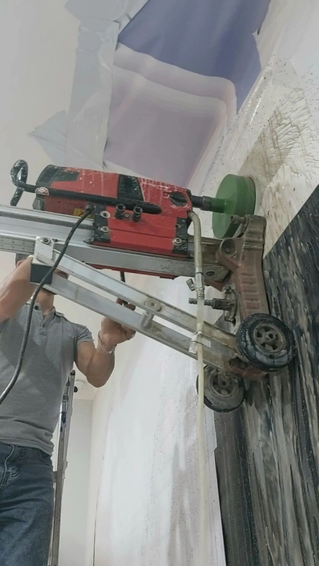 Diamant karotla dəlik açma xidməti - 5