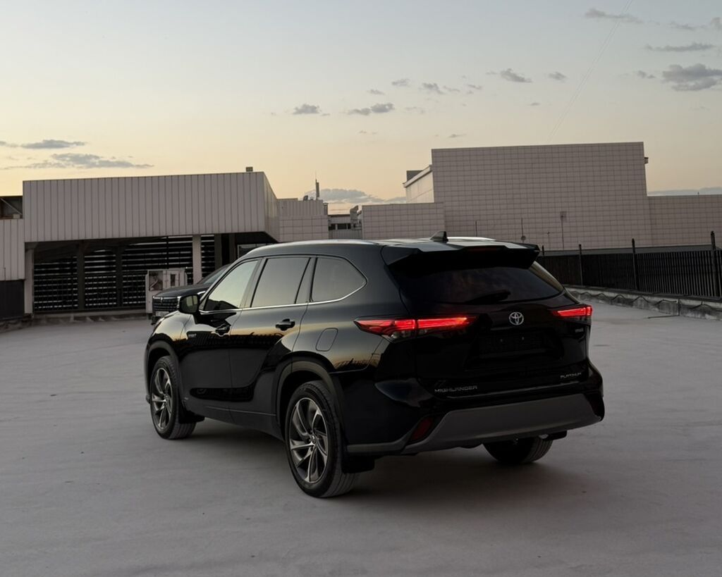Toyota Highlander: 2021 г., 2.5 л, Вариатор, Гибрид, Кроссовер: фото 6