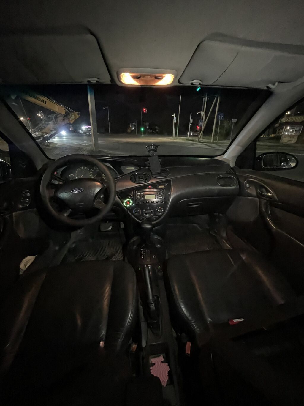 Ford Focus: 2001 г., 1.6 л, Автомат, Бензин, Седан: фото 6