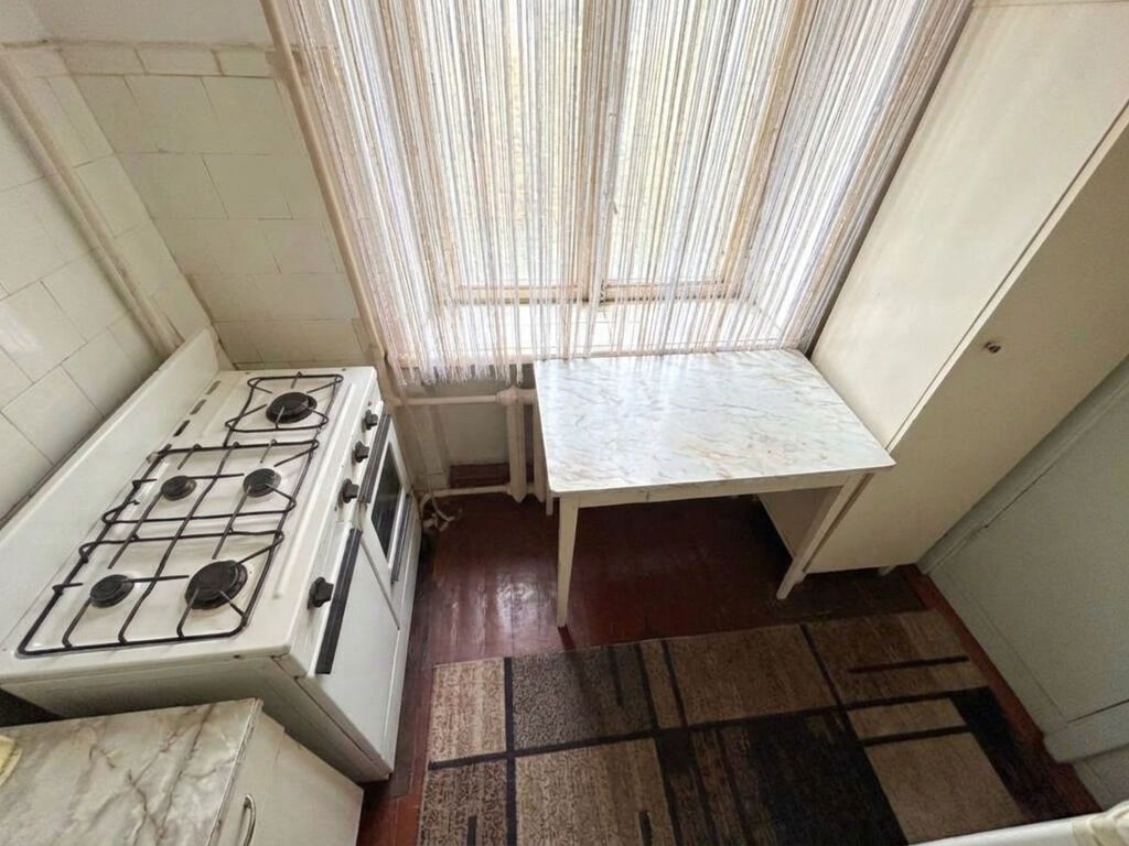 2 комнаты, 47 м², Юг-2 мкр Индивидуалка, 2 этаж, Старый ремонт: фото 5