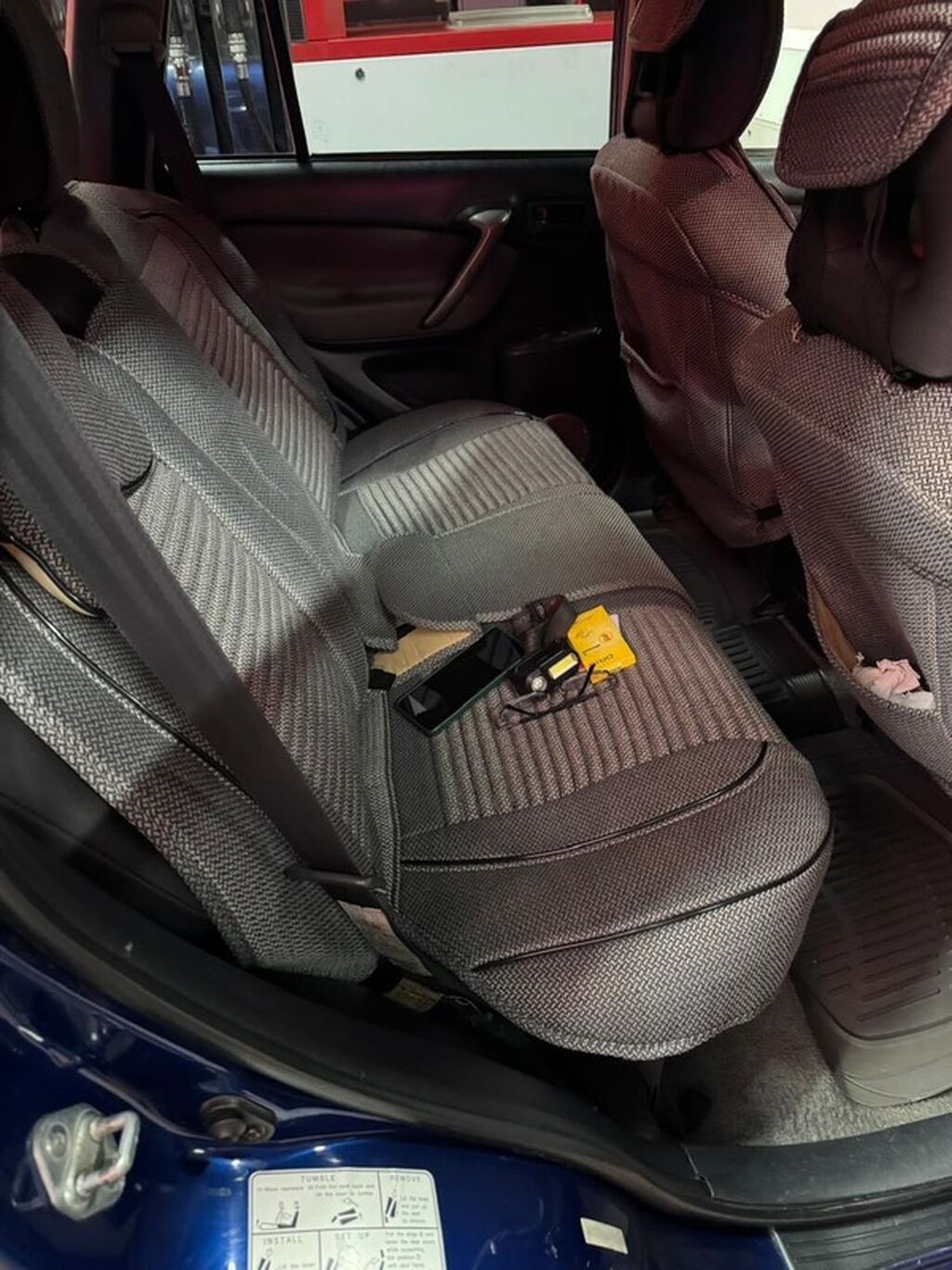 Toyota RAV4: 2004 г., 2.4 л, Автомат, Бензин, Внедорожник: фото 6