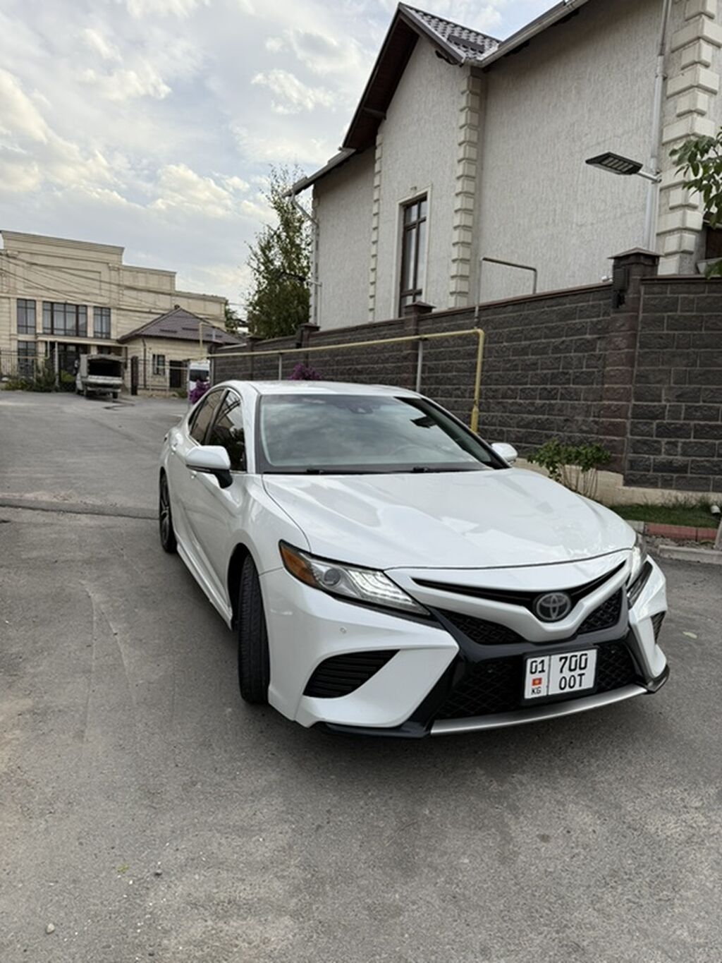 Toyota Camry: 2018 г., Седан: фото 2