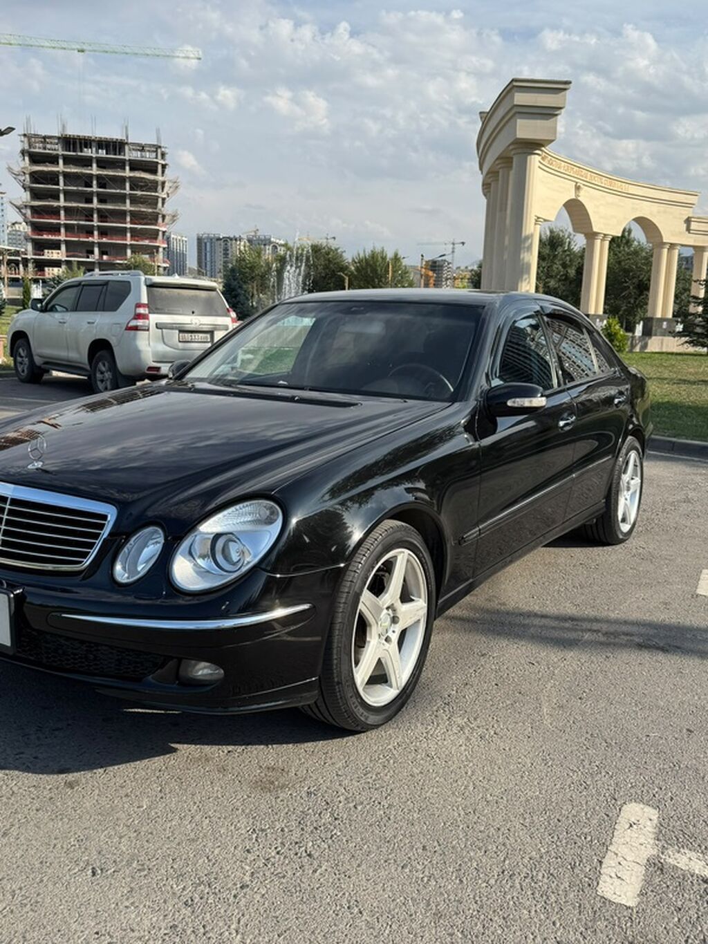 Mercedes-Benz E-Class: 2005 г., 3 л, Автомат, Бензин, Седан: фото 2