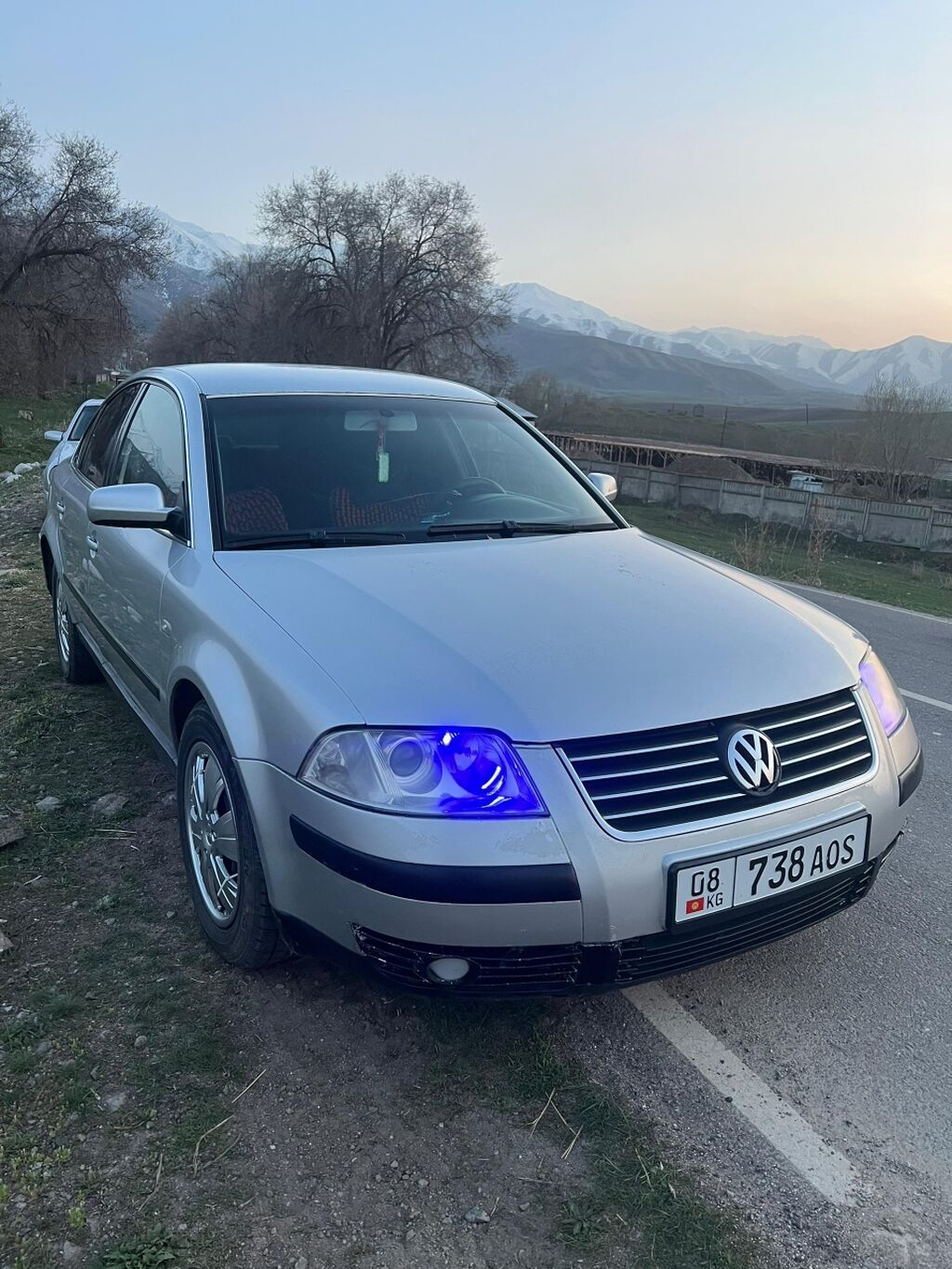 Volkswagen Passat: 2002 г., 2 л, Механика, Бензин, Седан: фото 2