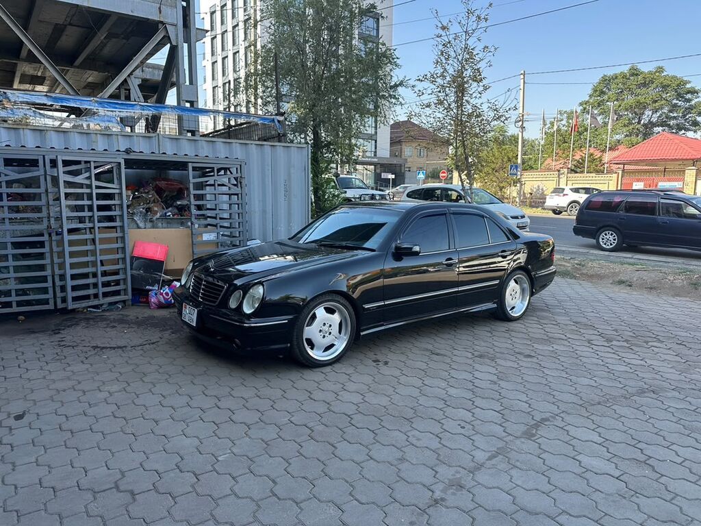Mercedes-Benz E-класс AMG: 2001 г., 3.2 л, Автомат, Бензин, Седан: фото 1